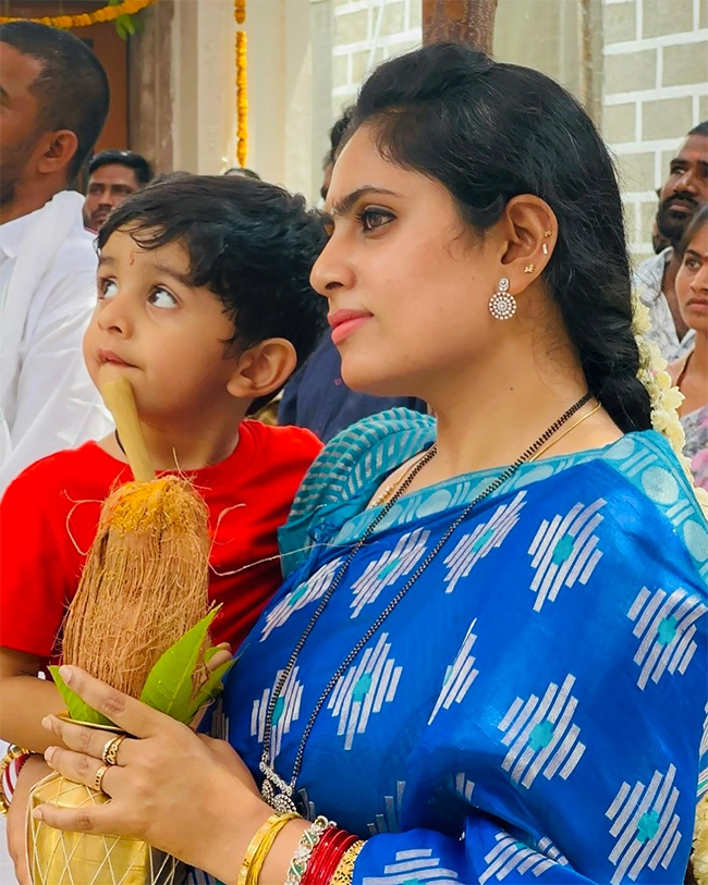 Dil Raju Visit Venkateswara Swami Brahmotsavalu at Indur6