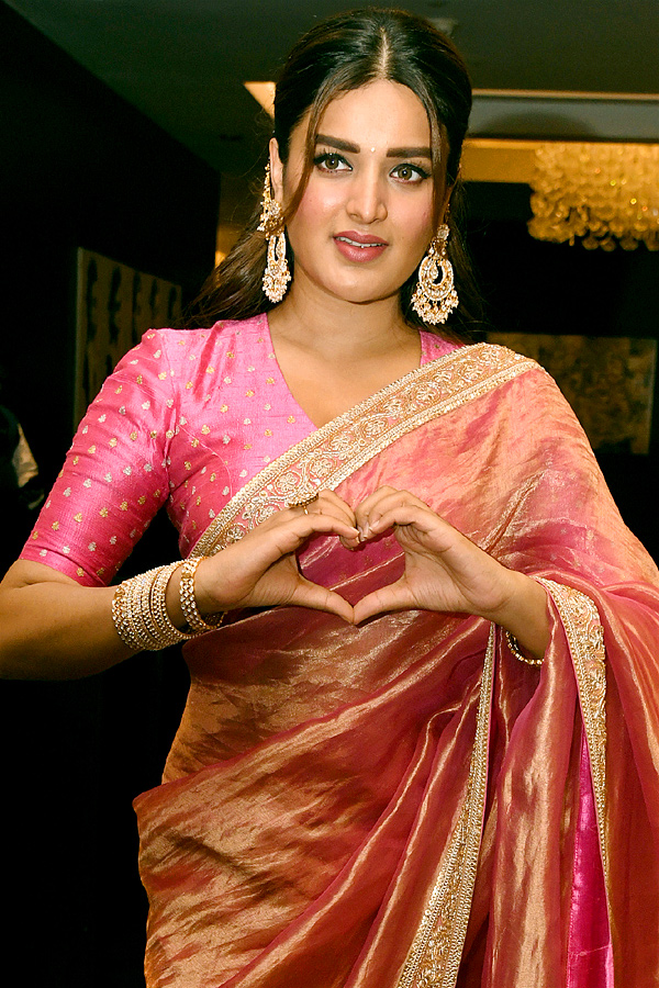 Actress Nidhi Agarwal Launch Jewellery ShowRoom At Park Hyatt Hyderabad5