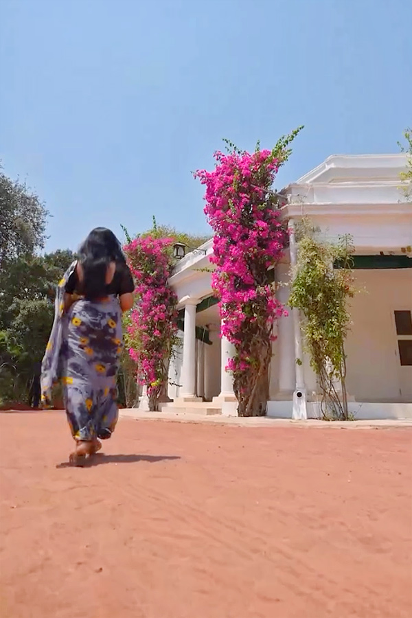 Anchor Lasya Manjunath posted on Instagram About her visit to Rashtrapati Nilayam Photos4
