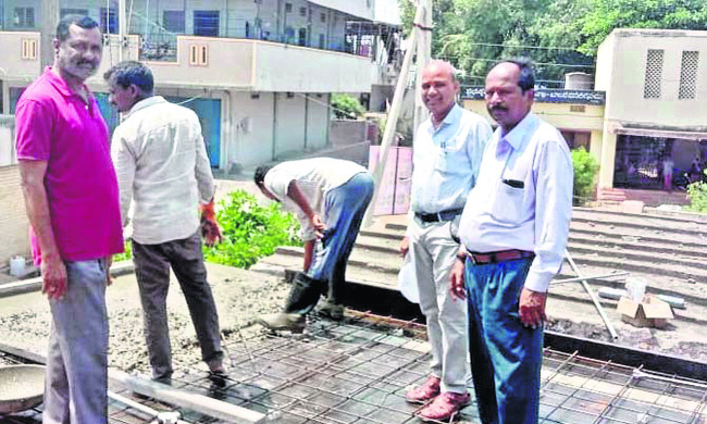మోడల్ హౌస్ పరిశీలన
1