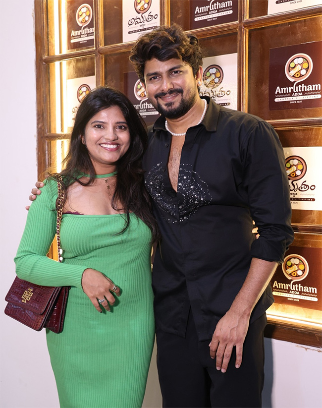 Actor VJ Sunny Grand Launch of Amrutham Adda hotel hyderabad5