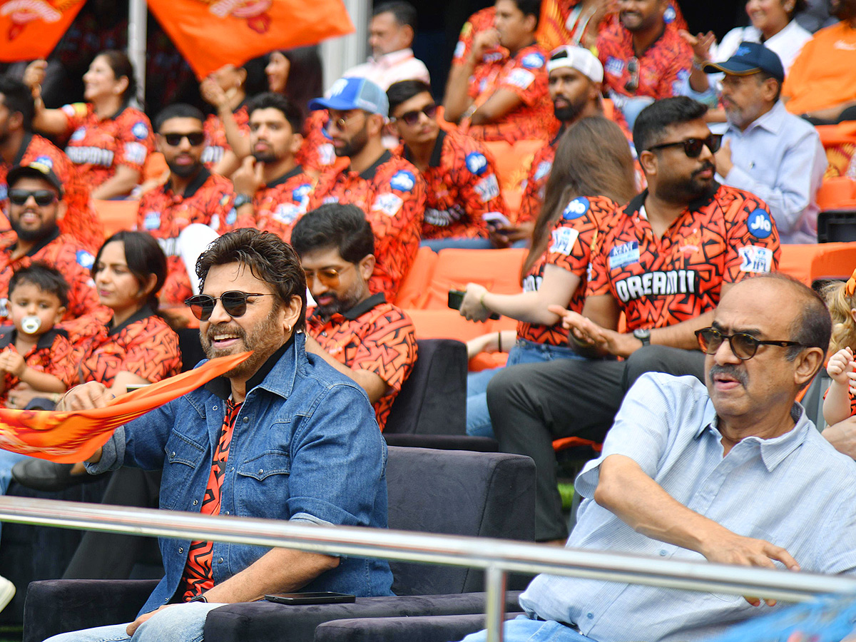 Hero Venkatesh SRH  Match in Hyderabad4