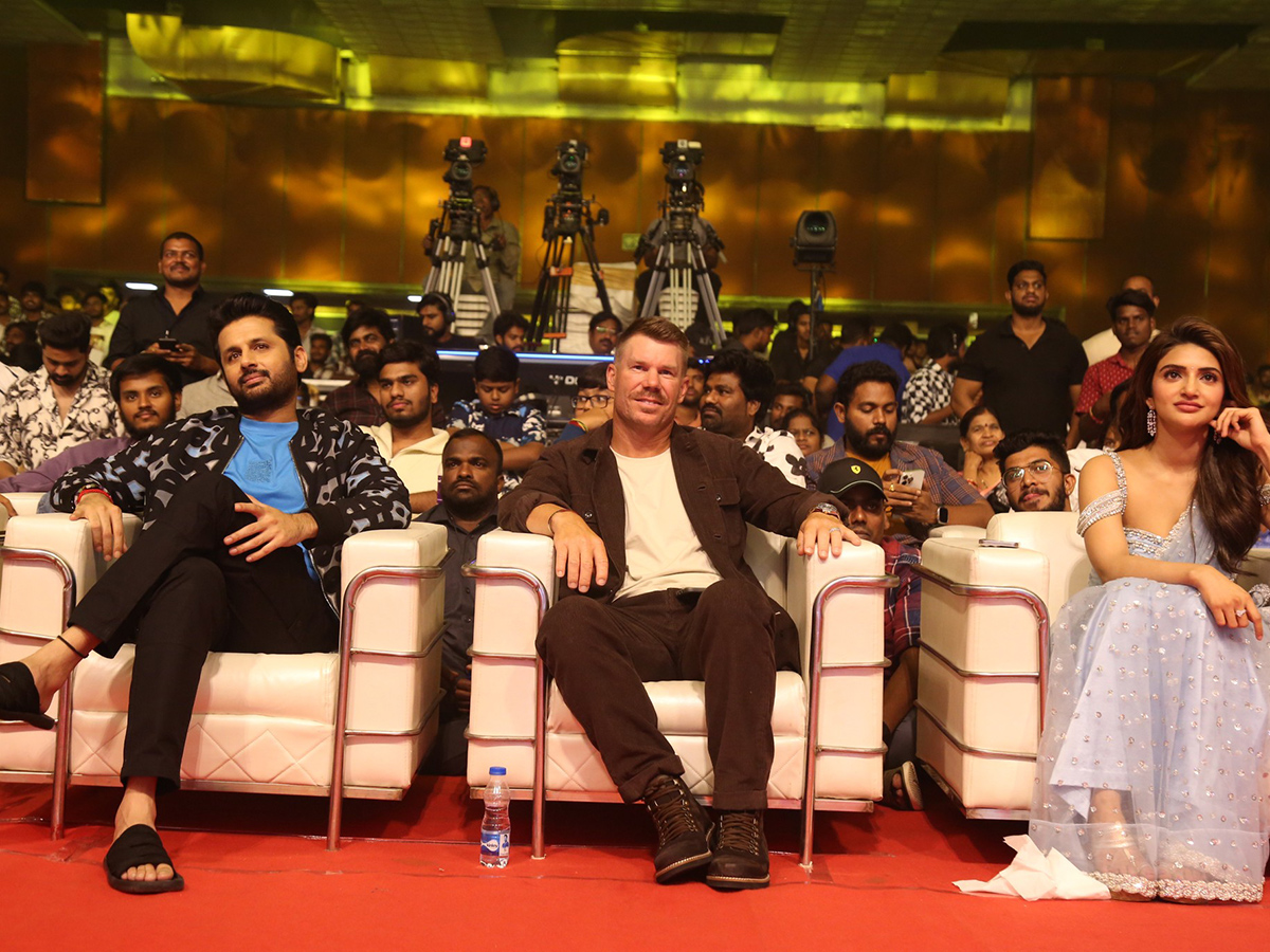 Nithiin Robinhood Movie Pre Release Event Photos12