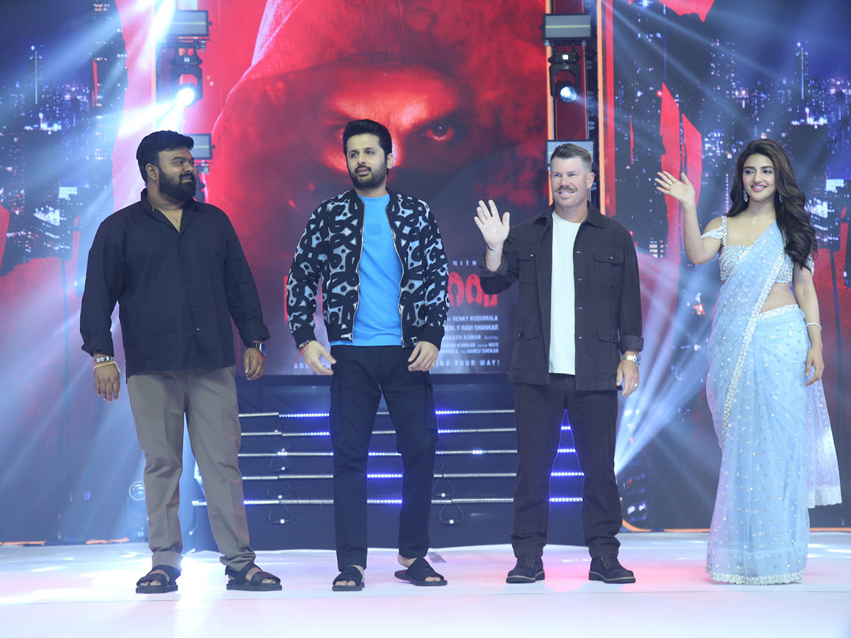 Nithiin Robinhood Movie Pre Release Event Photos7