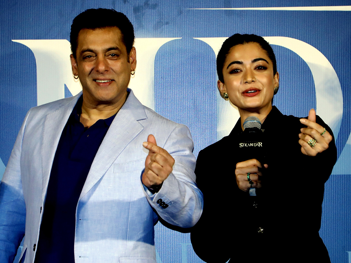 Salman Khan with Rashmika Mandanna Sikanda trailer launch Pics4