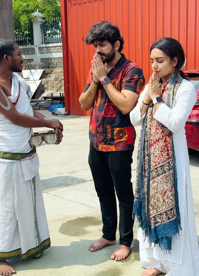 Soniya Singh Virupaksha actress buys a new car8
