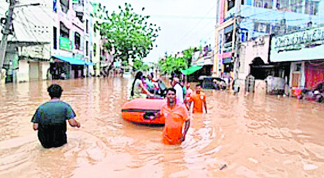 సాహసమే ఊపిరిగా.. 1