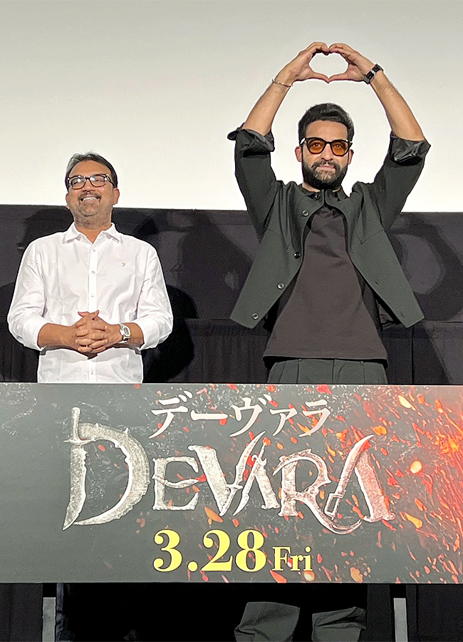 Jr NTR Flies to Japan ahead of  Devara: Part 1 Release, See Photos7