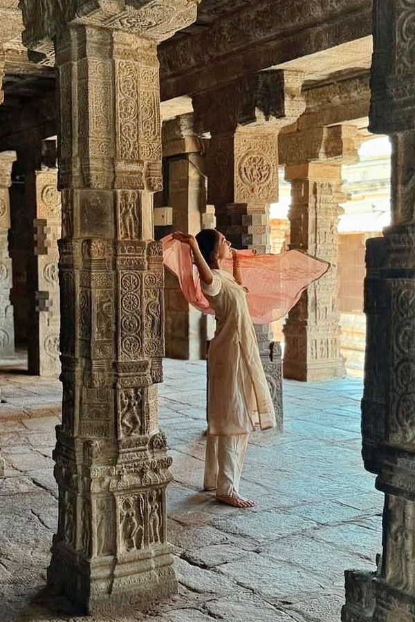 Sobhita Dhulipala explores historic landmarks during her Tamil Nadu trip Photos5