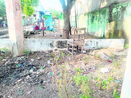 పర్యవేక్షణ కరువైంది 
1