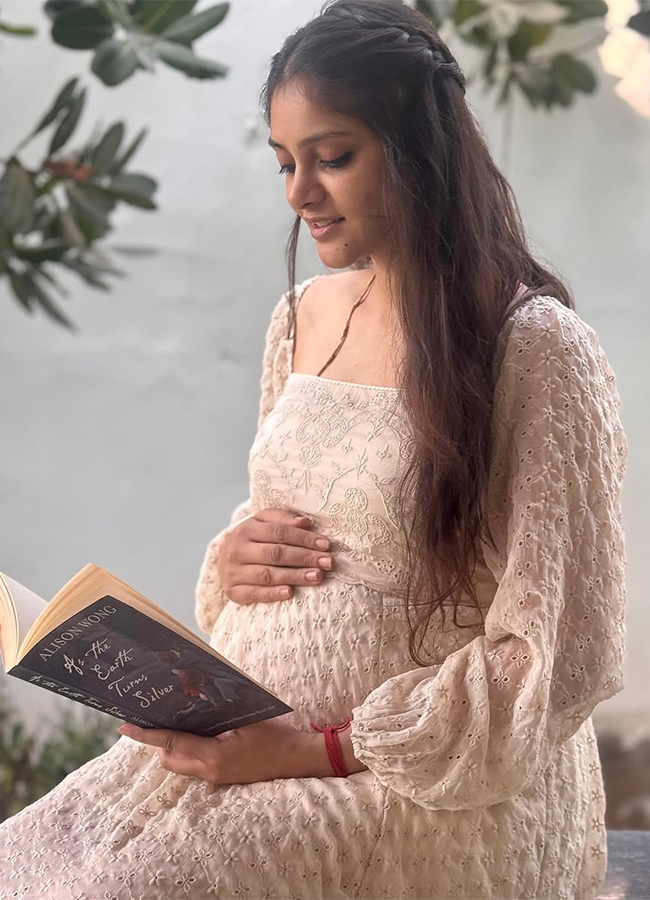 Kiran Abbavaram Wife Rahasya Gorak Birthday Special photos7