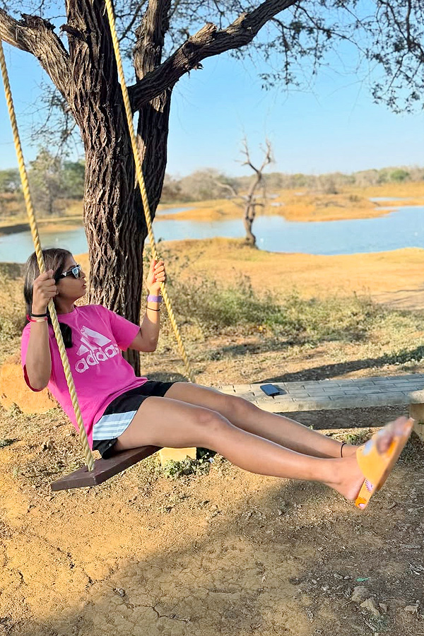 Team India womens cricketer Shreyanka Patil Funniest Post On Social Media Photos15