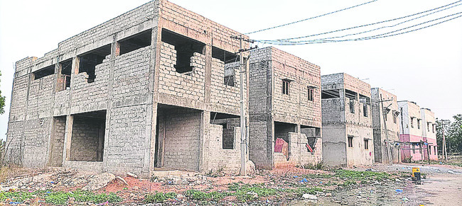 దొడ్డు బియ్యం మాటేంది? రేషన్‌ దుకాణాల్లో పేరుకుపోయిన దొ2