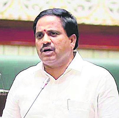 పంట నష్టపోయిన రైతులను ఆదుకోవాలి
2