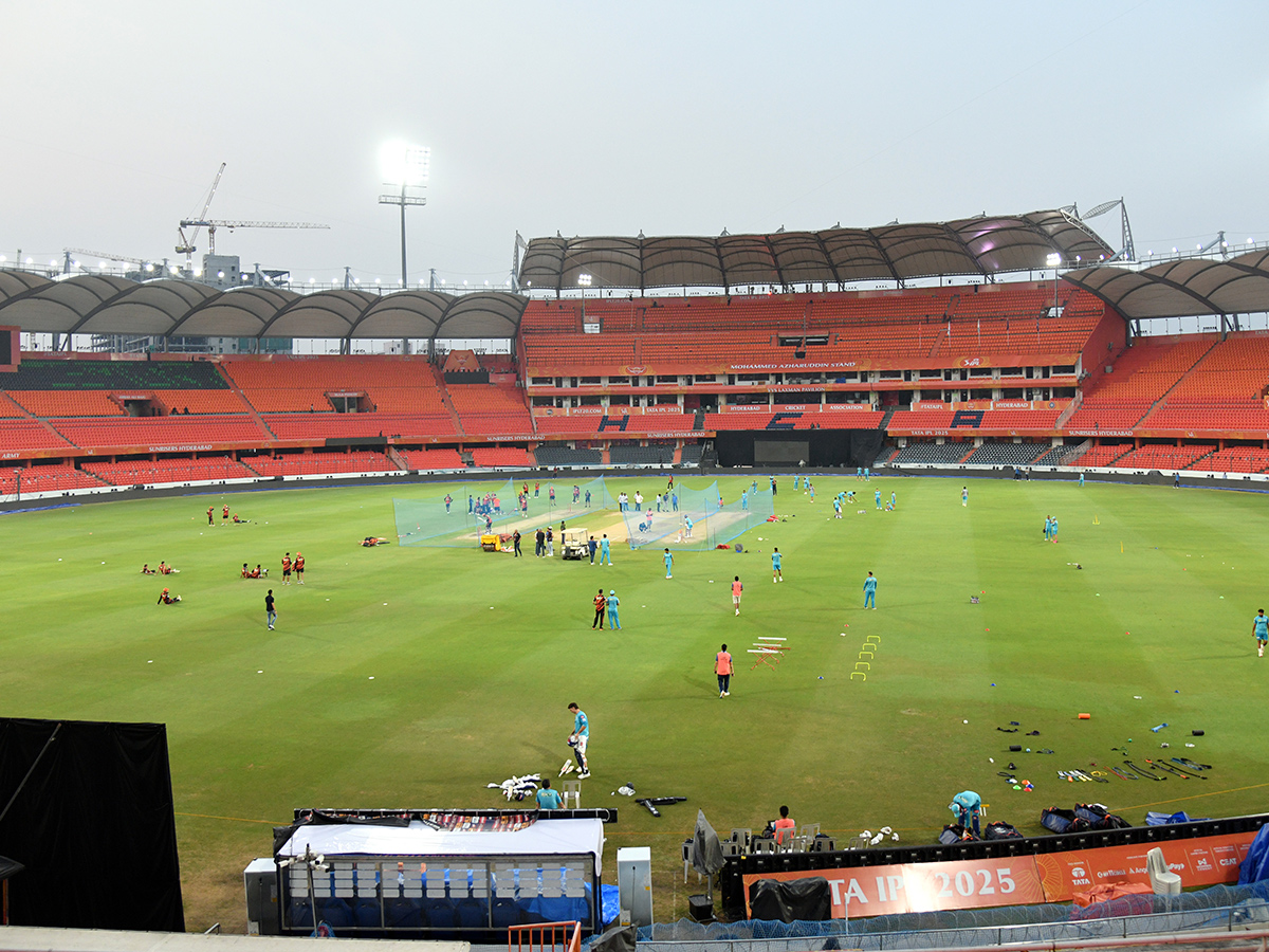 IPL 2025 T20 cricket match between Sunrisers Hyderabad and Lucknow Super Giants2