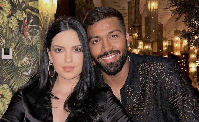 Natasa Stankovic open to love again after Her separation from cricketer Hardik Pandya Photos2