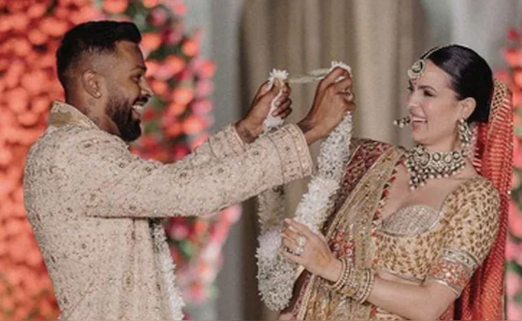 Natasa Stankovic open to love again after Her separation from cricketer Hardik Pandya Photos10