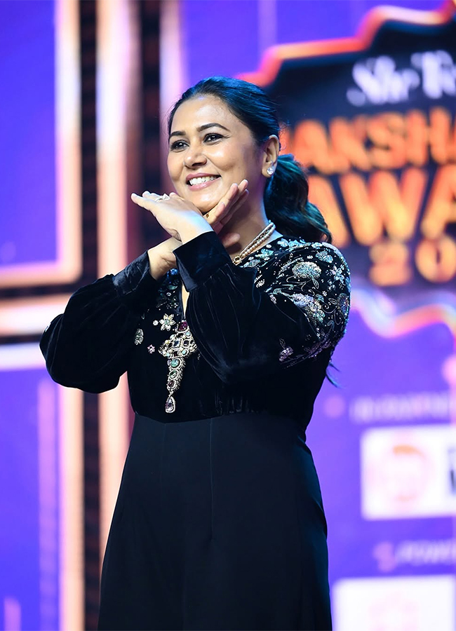 She Telugu Nakshatram Awards 2025 photos goes viral8