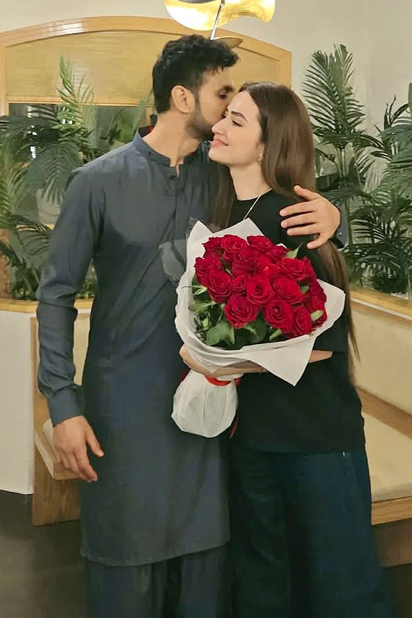 Shoaib Malik shares heartfelt message for Sana Javed on birthday Photos6