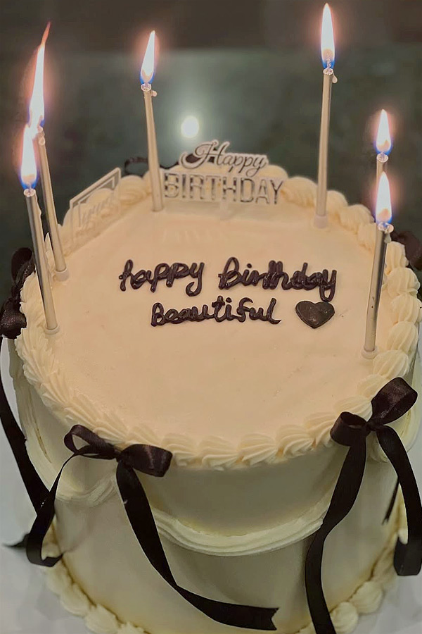Shoaib Malik shares heartfelt message for Sana Javed on birthday Photos7