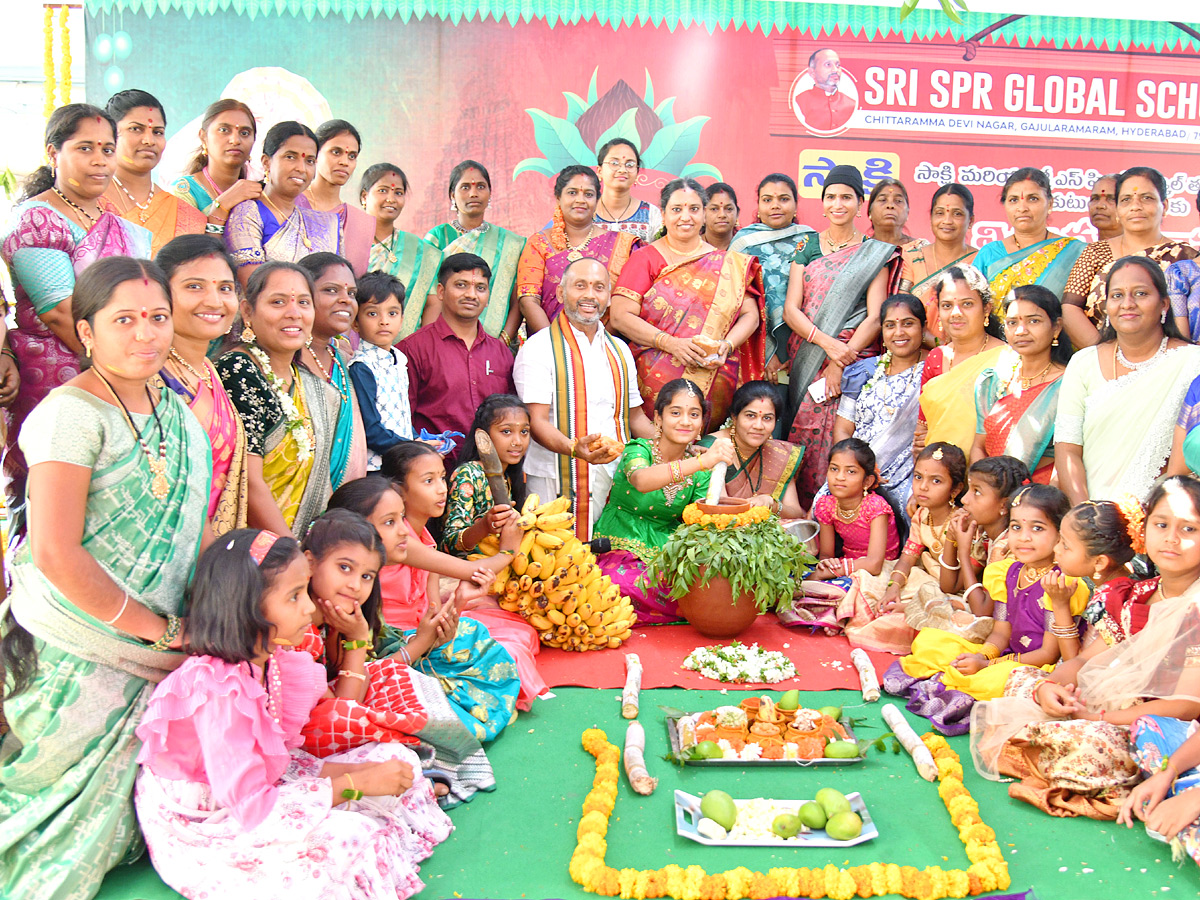 Ugadhi Celebrations In SPR School Under The Auspices Of Sakshi Photos13