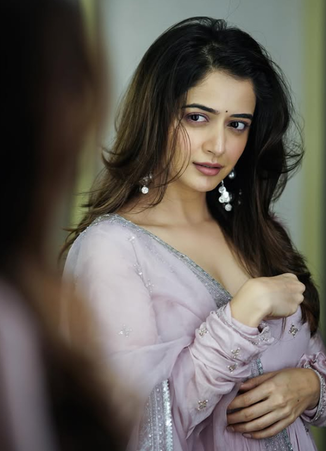 Ashika Ranganath Steals Hearts With Her Latest Photoshoot Looks11