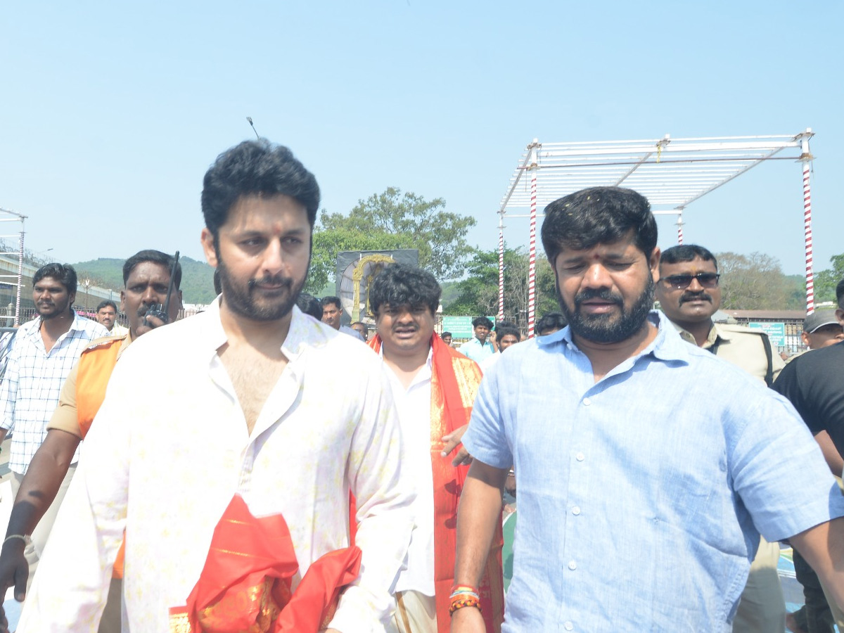 Nitin Visited Tirumala Temple Ahead of Robinhood Release Photos10