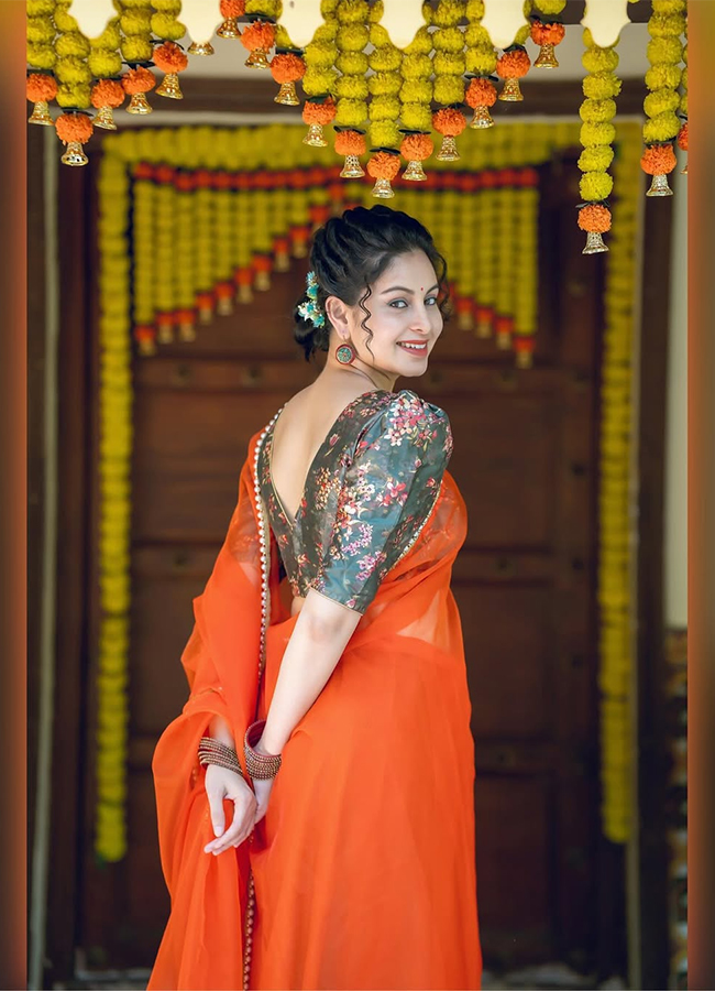 Actress Abhinaya Engagement Photos Goes Viral12