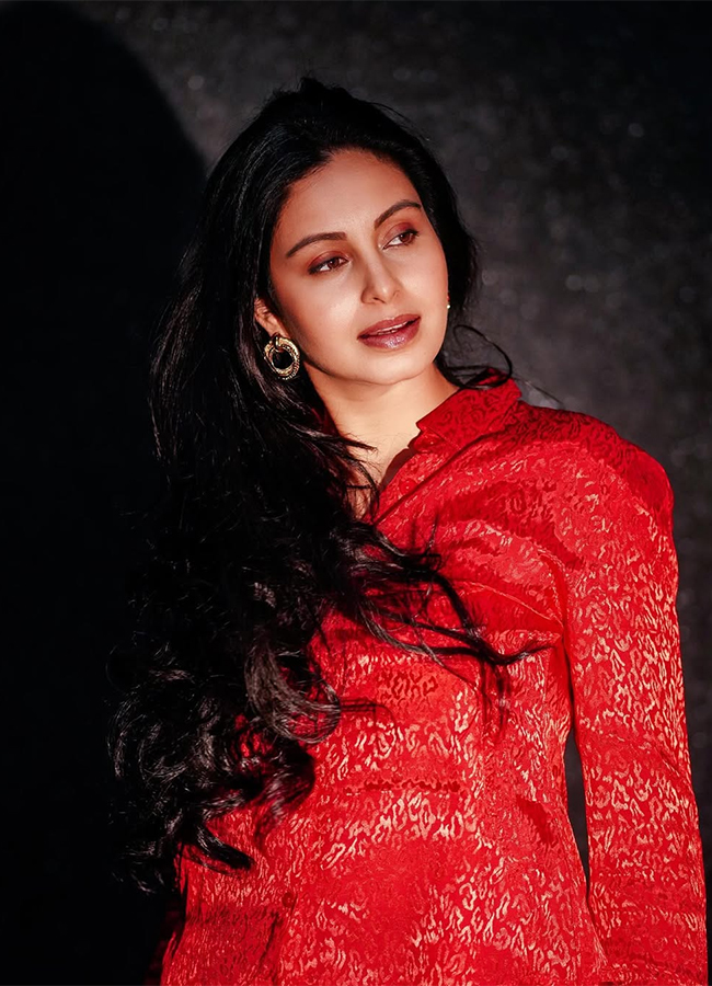 Actress Abhinaya Engagement Photos Goes Viral16