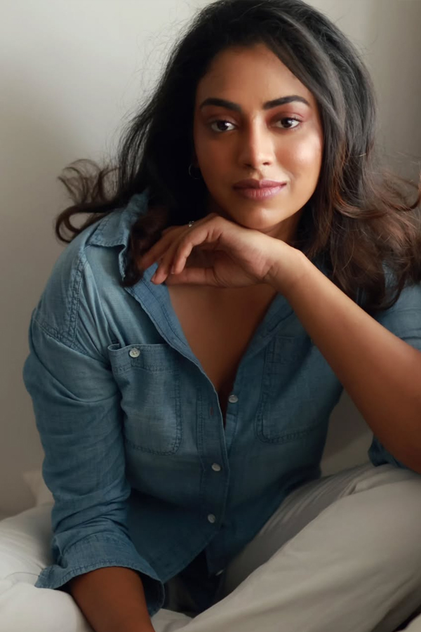 Actress Kamakshi Bhaskarla Busy In Tollywood With Multiple Movies Photos9