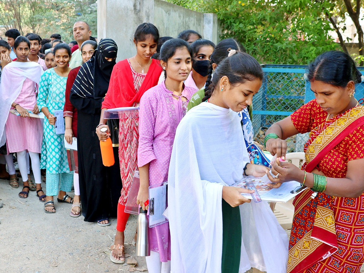 Best Photos of The Week in AP and Telangana Photo Gallery7