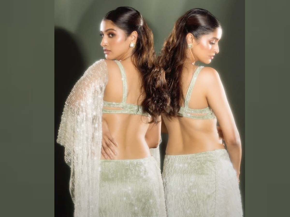 Tanya Ravichandran Turns Heads With Her Beauty Photo Looks 1