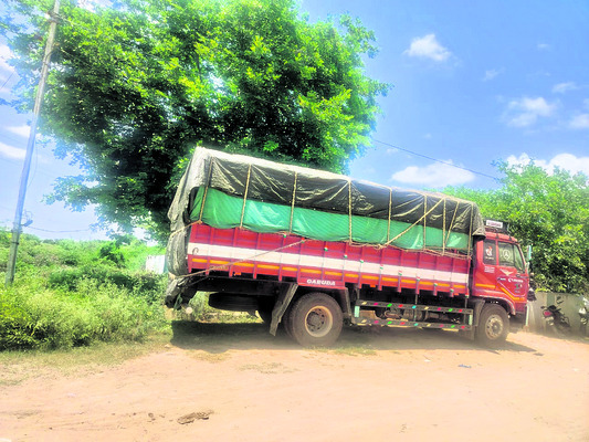 నియోజకవర్గాల వారీగా ముఠాలు
2