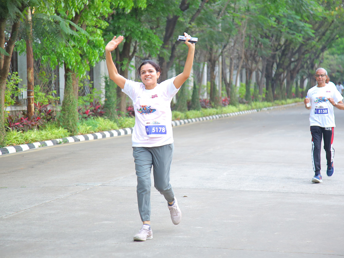 Exciting 10K run in Gachibowli Photos5
