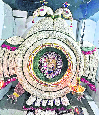 దుర్గామాతకు ఉగాది పూజలు1