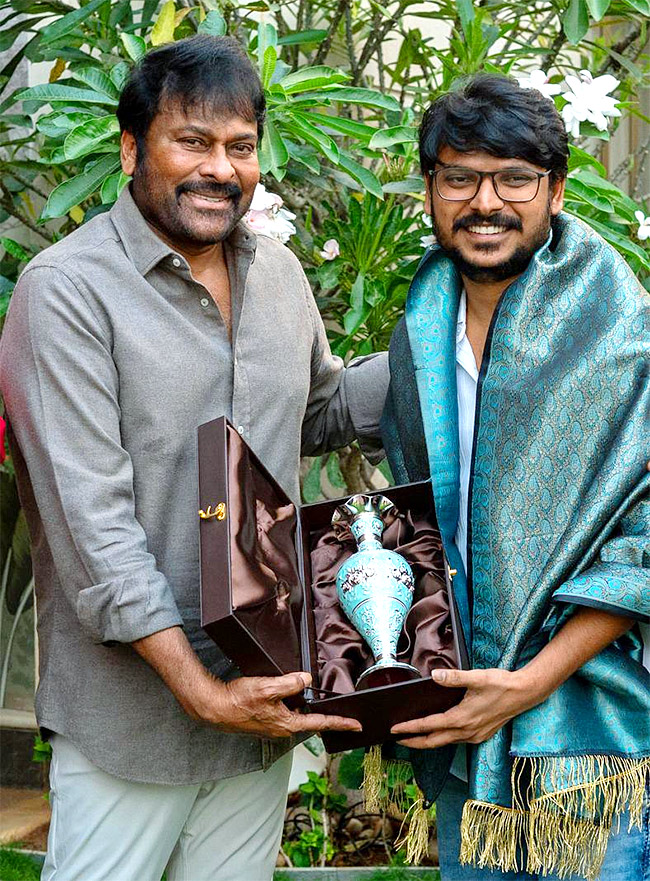 Court Movie Team Meets Chiranjeevi Photos5