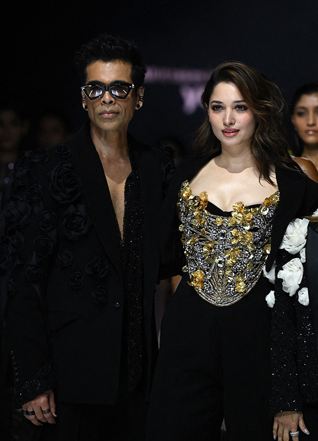 Lakme Fashion Week X FDCI in Mumbai Photos12