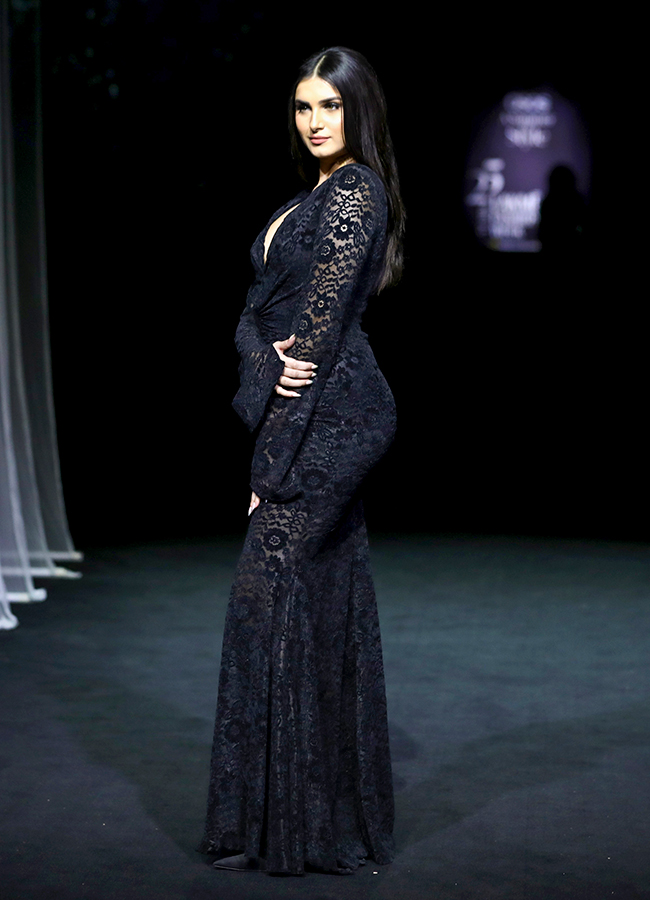 Lakme Fashion Week X FDCI in Mumbai Photos7