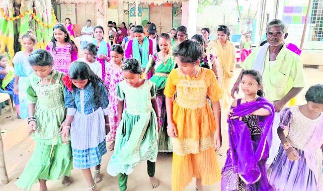 మన్యంలో ఘనంగా మామిడికాయ పండుగ 1