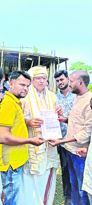 ముస్లింలకు  రంజాన్‌ శుభాకాంక్షలు
3