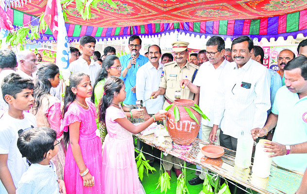 ఉగాది పురస్కారాలు అభినందనీయం2