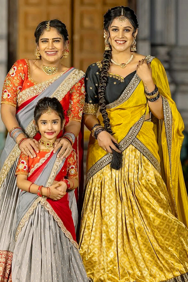 Ugadi look.. Celebrities shine in traditional Attire Photos13