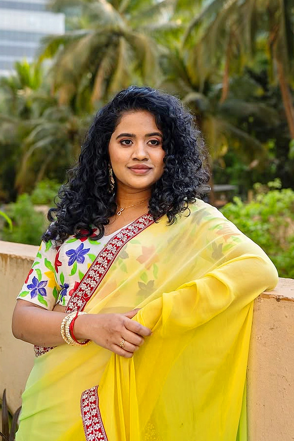 Ugadi look.. Celebrities shine in traditional Attire Photos7