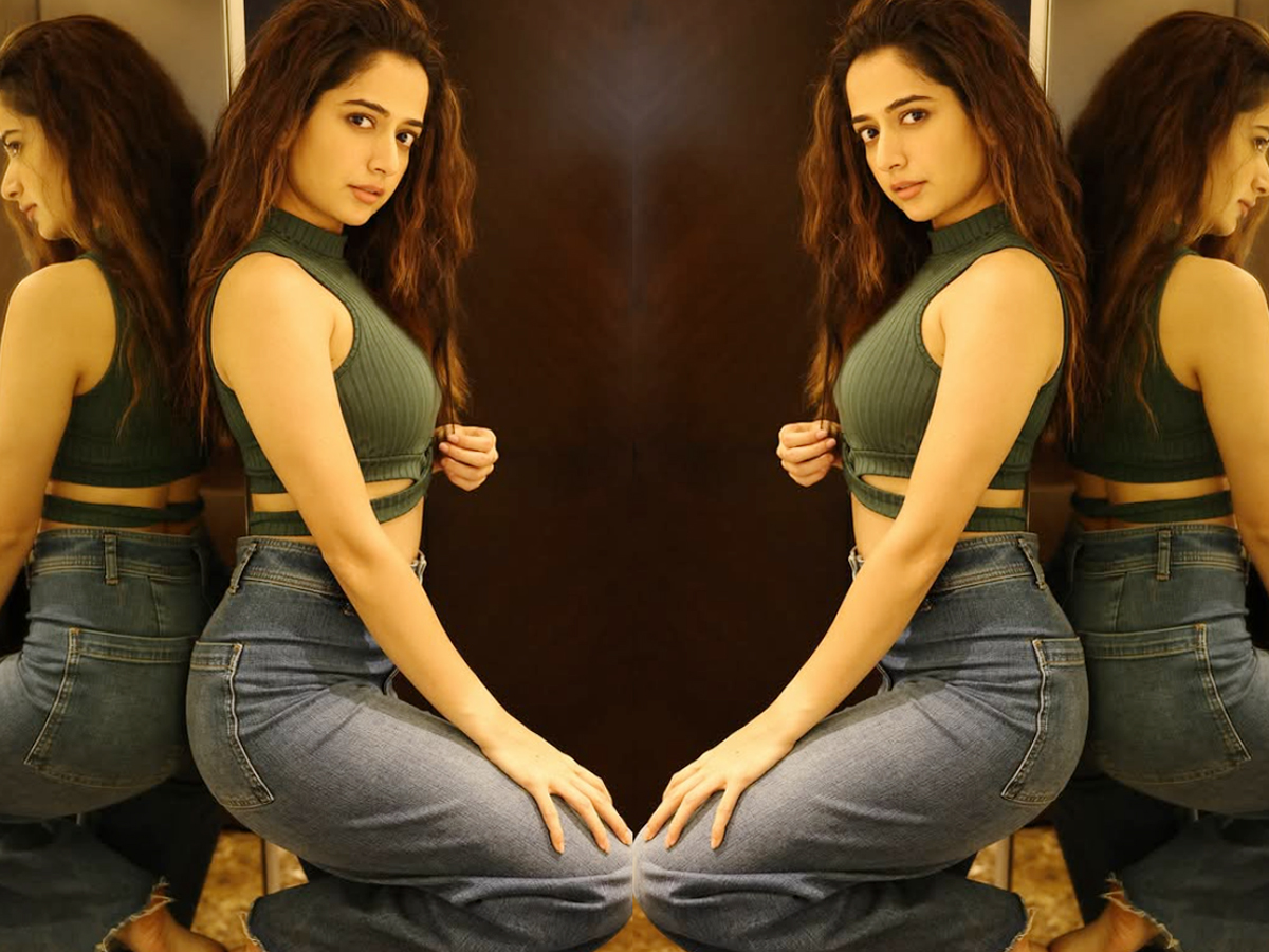 Ashika Ranganath captures attention with her latest photoshoot1