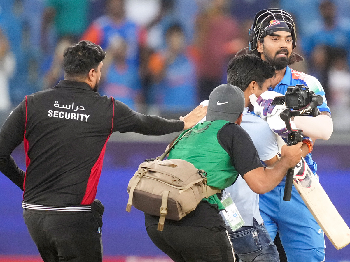 Fan Breaches Dubai Security Hugs KL Rahul After India Semifinal 1