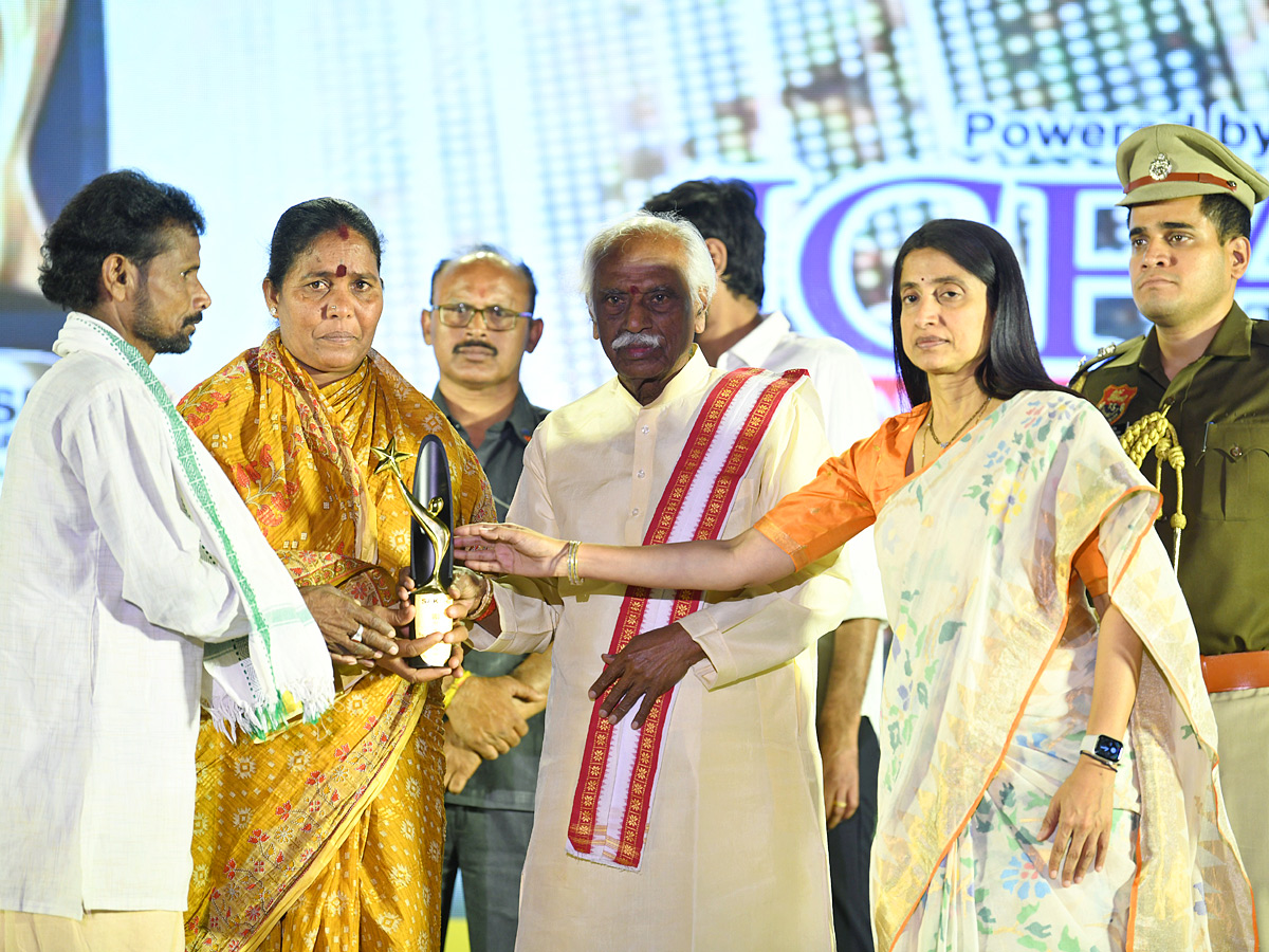 10th Edition Of Sakshi Excellence Awards 2025 Photos11