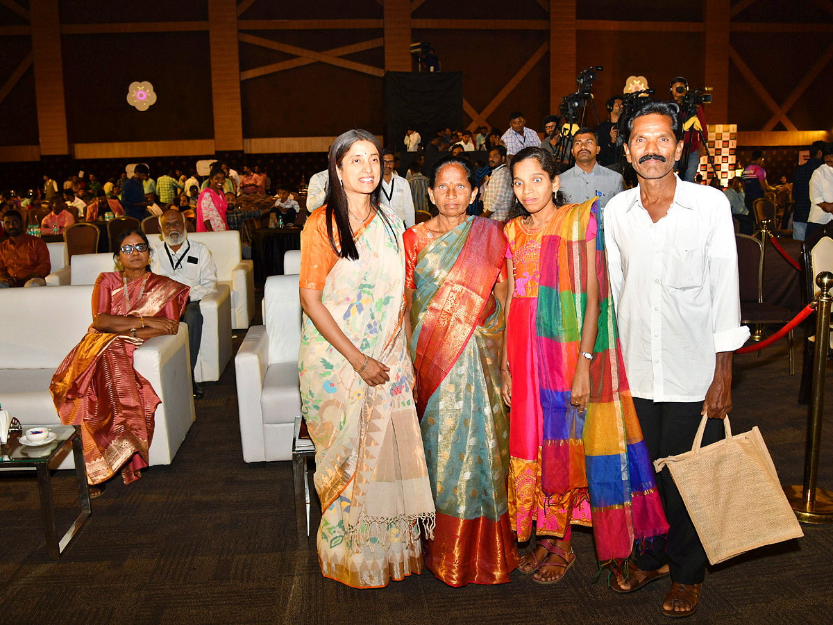 10th Edition Of Sakshi Excellence Awards 2025 Photos16
