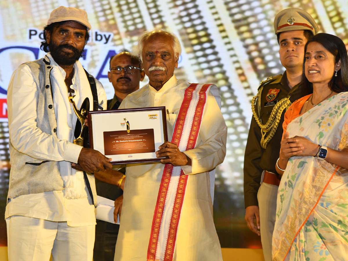 10th Edition Of Sakshi Excellence Awards 2025 Photos23