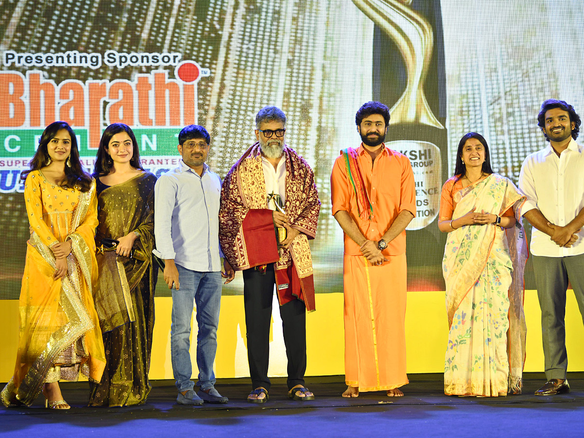 10th Edition Of Sakshi Excellence Awards 2025 Photos5