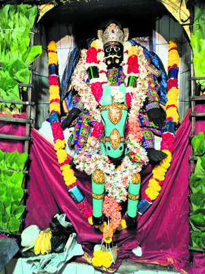 పిడకల సమరం.. ప్రేమదే విజయం2